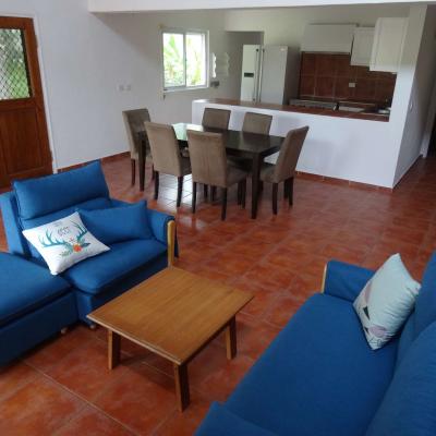 Rent Vanuatu House 075 1583270313